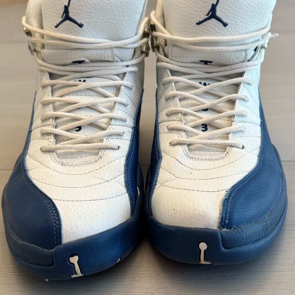 Jordan Sneakers White and Blue